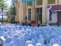 Ribuan Santriwati An-Nur 2 Bululawang Dibekali Undang-Undang Tentang Berlalu lintas