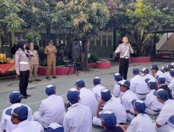 Satlantas Polres Malang Gelar Sosialisasi Keselamatan Berlalu Lintas di SMPN 02 Sumberpucung