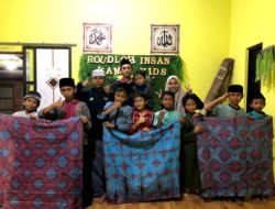 Mahasiswa UMM Beri Pelatihan Anak Panti Asuhan Cara Membuat Batik Ikat