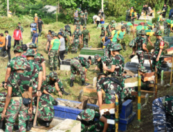 Korem 083/Bdj Gelar Karya Bhakti di Taman Makam Bahagia Mergosono