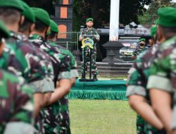 Kol Inf Yudhi Ambil Jam Komandan Sebelum Meninggalkan Korem 083/Bdj