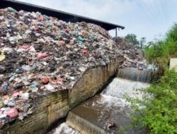 Gundukan Sampah di TPST Pemkab Kediri Terkesan Tutup Mata