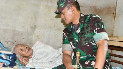 Pangdam V/Brw Jenguk Korban Banjir dan Tanah Longsor Malang Selatan