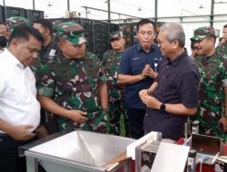 KASAD Tinjau PT. Pindad Turen Didampingi Danrem 083/Bdj