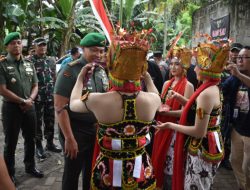 Danpusterad Letjen TNI Teguh Kunjungi Kampung Pancasila Didampingi Danrem 083/Bdj