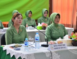 Ketua Persit KCK Koorcabrem 083 Webinar Revitalisasi Posyandu Dalam Mencegah Stunting Bersama Ketua Umum Persit KCK