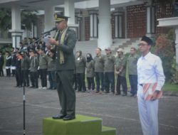 Kasiopsrem 083/Bdj Jadi Irup Peringatan Hari Pahlawan di SMP-SMA Ar-Rohmah Malang