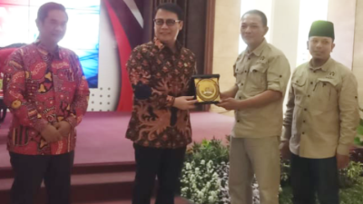 PWI Malang Raya Bersama Basarah Edukasi Camat dan Kades Cara Menghadapi Oknum Wartawan