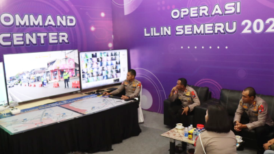 Kapolres Malang Tinjau Kondisi Arus Lalin Lewat CCTV di Posyan Karanglo