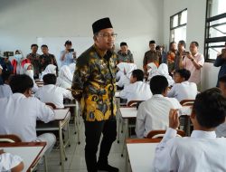 SMPN 2 Tulangan Diresmikan, Siswa Langsung Tempati Kelas Baru
