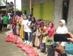 TP PKK Kabupaten Sampang Salurkan Bantuan Sosial