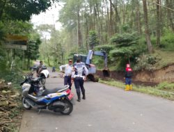 Jalur Jurang Klemuk Di Tutup 1 Bulan, Warga Kelurahan Songgokerto Buat Jalur Penyelamat