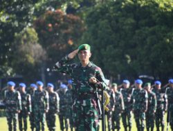 Korem 083/Bdj Laksanakan Upacara Bendera Senin Pagi di Tengah Guyuran Hujan