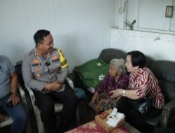 Bhakti Bhayangkara Polresta Malang Kota Sambangi Lansia Berusia 105 Tahun
