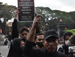 Aremania Tolak Renovasi Kanjuruhan