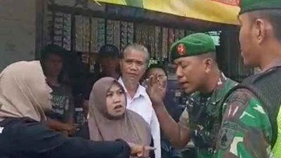 Korban Tragedi Kanjuruhan Gagal Bentangkan Poster Tuntut Keadilan Saat Presiden Jokowi Datang ke Malang