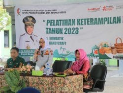 Disperinaker Bojonegoro Beri Pelatihan Handicraft dan Membatik untuk Buruh Tani