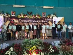 Warga Bulukerto Kec Bumiaji Senang, Terima Sertifikat Tanah PTSL