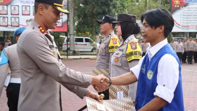 Relawan Penanganan Korban Laka Mendapatkan Penghargaan dari Kapolres Malang