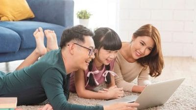 Konsekuensi Tekonologi Komunikasi dalam Keluarga