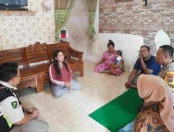 Sebelum Operasi, Tim Medis Polresta Malang Kota Sambangi Aqil, Bocah Penderita Atresia Ani
