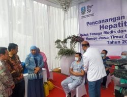 Hari Kesehatan ke 59 Provinsi Jatim, Khofifah Canangkan Imunisasi Hepatitis B