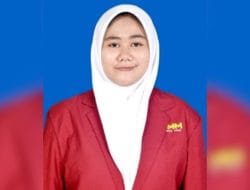 Waspada Penggunaan Bulu Mata Palsu
