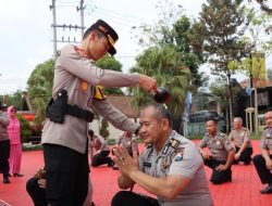 Jelang Akhir Tahun 2023, Sebanyak 42 Anggota Polres Batu Naik Pangkat