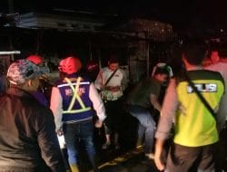 Polisi Selidiki Penyebab Kebakaran Tiga Warung di Karanglo Kabupaten Malang