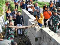 Antisipasi Bencana Hidrometereologi, Kodim 0822 Bersama Forkopimda Bondowoso Gelar Karya Bakti