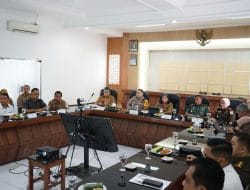 Pj Wali Kota Kediri Minta TPID Cermati Komunitas yang Mempengaruhi Inflasi