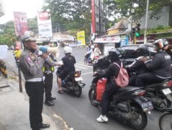 Tekan Penggunaan Knalpot Brong, Satlantas Polresta Malang Kota Gelar Penling di Jalan Raya