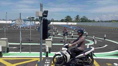 Kapolres Malang Jajal Lapangan Track Uji SIM di Satpas Prototype Yang Baru