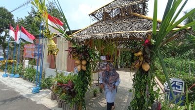 Tekan Golput, TPS di Pagelaran Malang Dirias Ala Hajatan Pernikahan