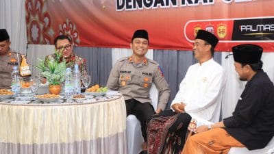 Kapolres Malang Sambangi Pengusaha Rokok Lokal Sambil Himbau Tertib Berlalu lintas
