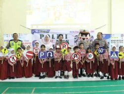 Satlantas Polres Batu Ajak Siswa SD Pesanggrahan 01 Pentingnya Mematuhi Aturan Berlalu Lintas