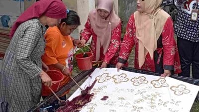 Di Singosari Malang, ODGJ Punya Skil Membatik