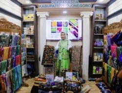 Dekranasda Bojonegoro Kenalkan Produk Unggulan UMKM di Pameran Level Nasional