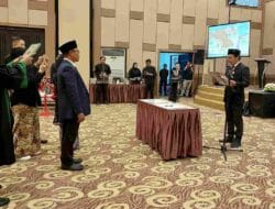Panwaslu Tingkat Kecamatan Se-Bojonegoro Dilantik, Diminta Jaga Proses Pemilu Sebaik-baiknya