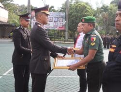Di Harkitnas 2024, Kapolres Malang Polres Berikan Reward 16 Elemen Masyarakat