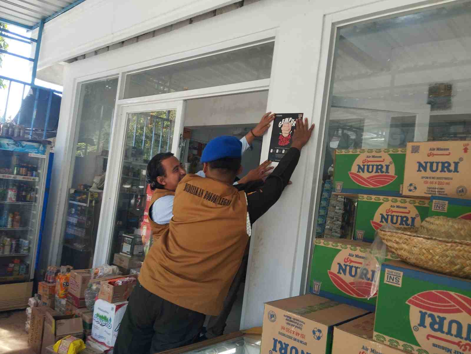 Bea Cukai Madura Dan Satpol PP Pamekasan Temukan Rokok Ilegal Di Pasar dan Pertokoan