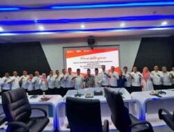Pj. Bupati dan Pejabat Daerah Sampang Tandatangani Pakta Integritas dan Komitmen Anti Korupsi