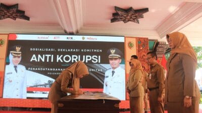 Cegah Korupsi, Pemkab Mojokerto Bersama KPK Tandatangani Fakta Integritas