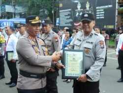 51 Personel Terima Piagam Penghargaan Kapolresta Malang Kota