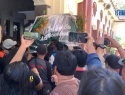 MBE Protes Vonis Bebas RoTannur di PN Surabaya