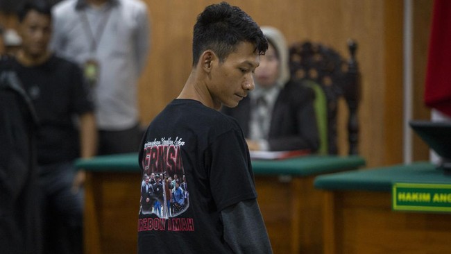 Ft: Mantan terpidana kasus pembunuhan Vina Cirebon, Saka Tatal menjalani sidang PK di Pengadilan Negeri Kota Cirebon, Jawa Barat.(ist.)