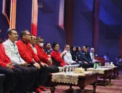Megawati Beri Materi Bimbingan,  Kader Perindo