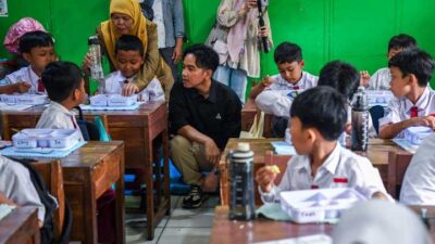 Ft: Ilustrasi makan siang gratis. (ist)