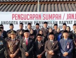 Hadiri Pelantikan Anggota DPRD Nganjuk, Pj Bupati Berharap Bisa Memikul Amanah Hingga Purna Tugas