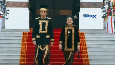 Ft: Presiden Jokowi dan Ibu Negara Iriana mengenakan baju adat Kalimantan Timur saat menjadi inspektur upacara HUT ke-79 RI di IKN, Kalimantan Timur, Sabtu (17/8/2024). (ist)